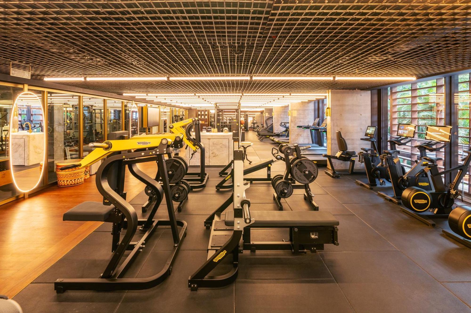 Rosewood Sao Paulo Hotel Екстериор снимка Anytime Fitness in Singapore